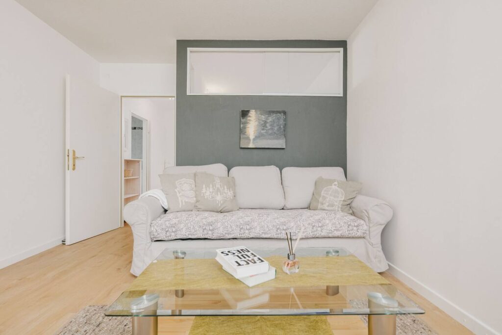 Walk to UNO, Danube & Metro, Great View, Ap. 22